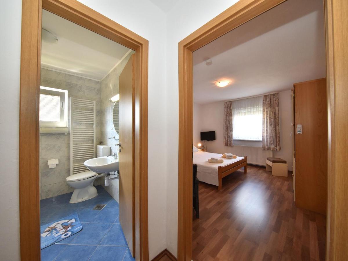 Traditional Apartment In Zadar With Garden ภายนอก รูปภาพ