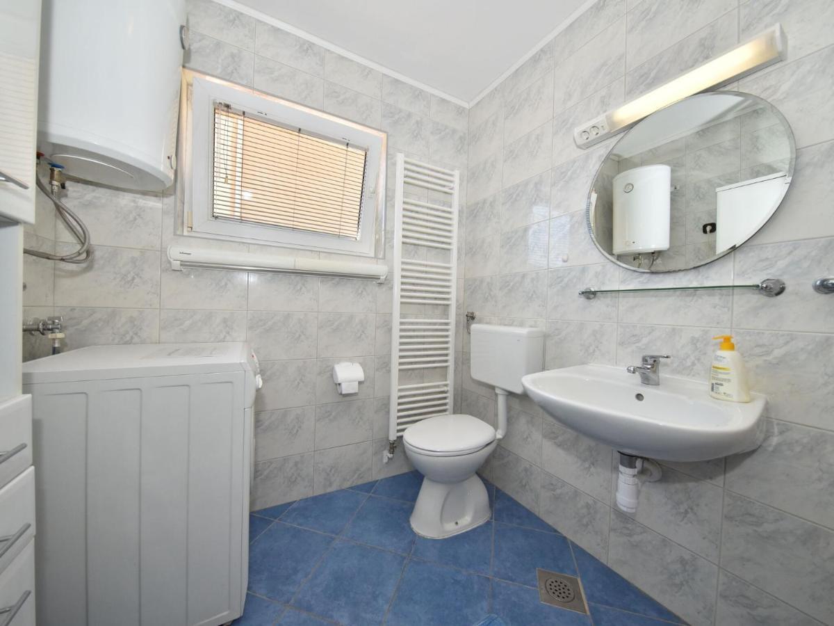 Traditional Apartment In Zadar With Garden ภายนอก รูปภาพ